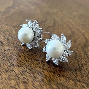 Vintage pearl and crystal pierced earrings